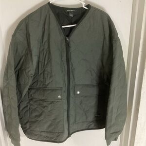 Eddie Bauer Quilted Woman’s Jacket in Olive Green Size Large